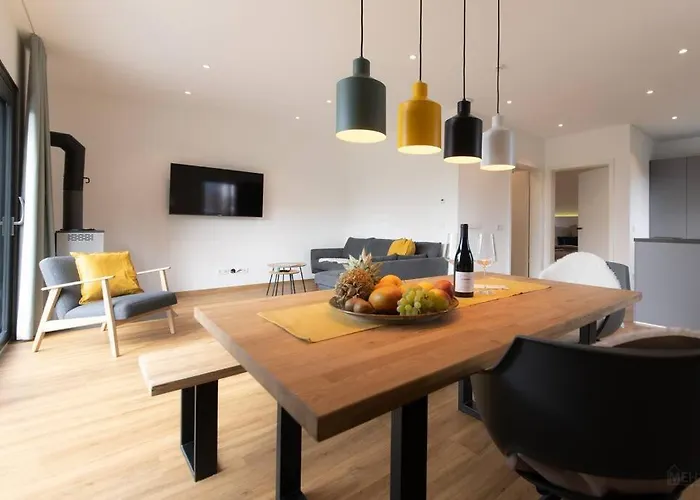 Meh18 _ Neues Ferienapartment In Seenaehe