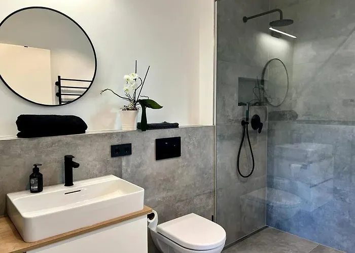 Meh18 _ Neues Ferienapartment In Seenaehe Apartman *